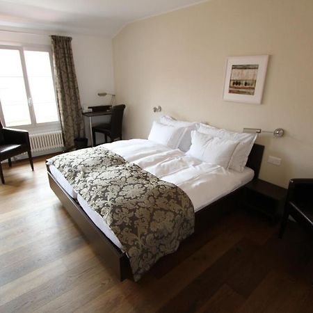 Hotel Baeren Oberbipp Quarto foto