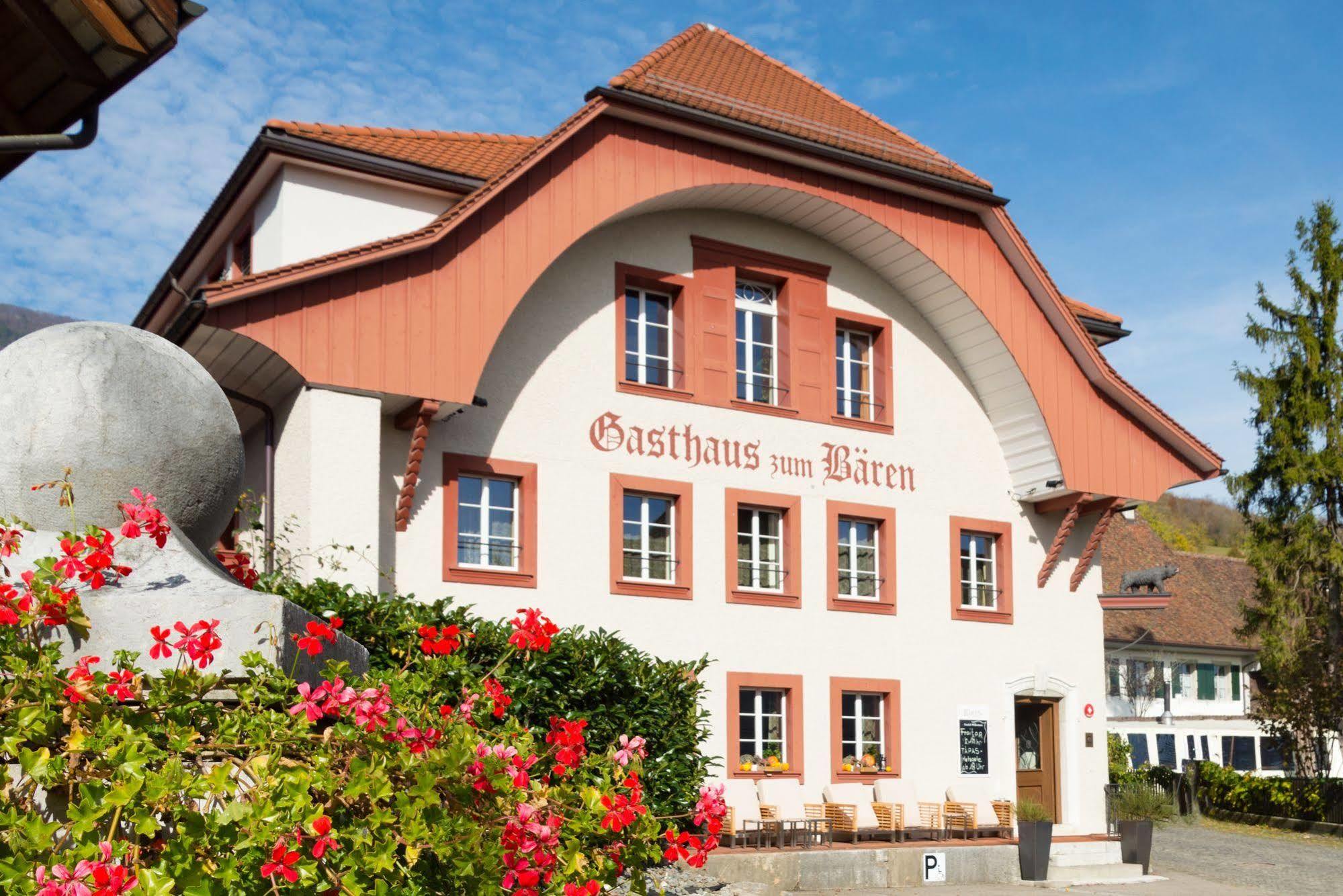 Hotel Baeren Oberbipp Exterior foto
